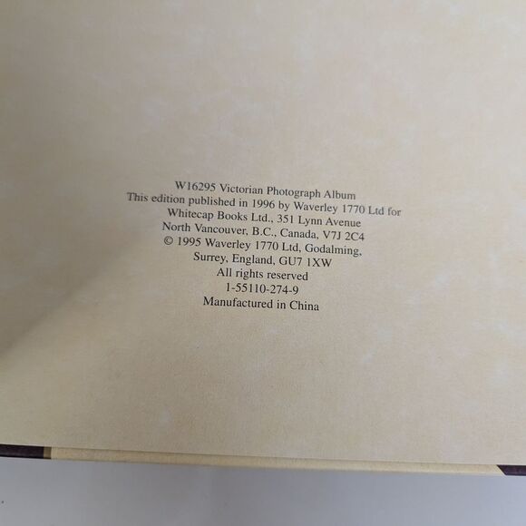 Vintage 90s "The Victorian Photograph Album" 8x11.5, Floral Illustrations, Cute - Picture 8 of 9